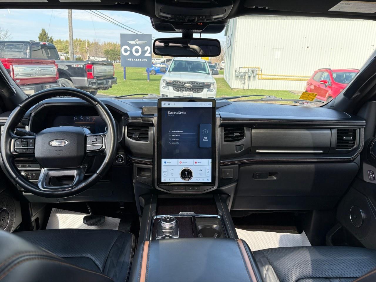 2022 Ford Expedition Platinum Max 4X4 Photo