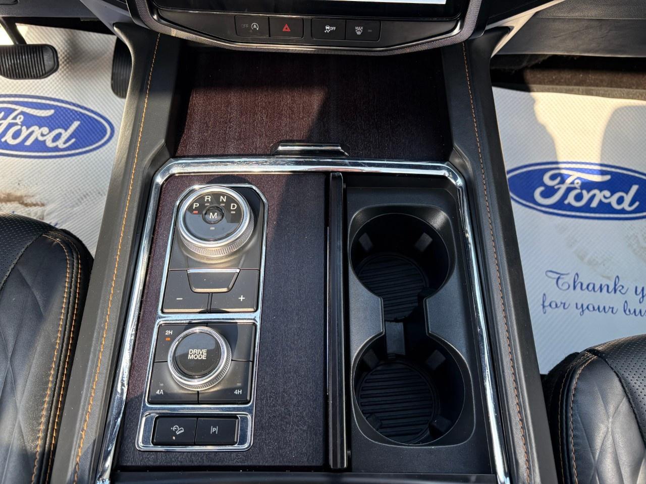 2022 Ford Expedition Platinum Max 4X4 Photo