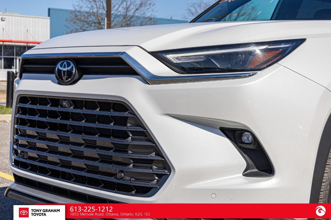 2024 Toyota Grand Highlander Hybrid Platinum Photo