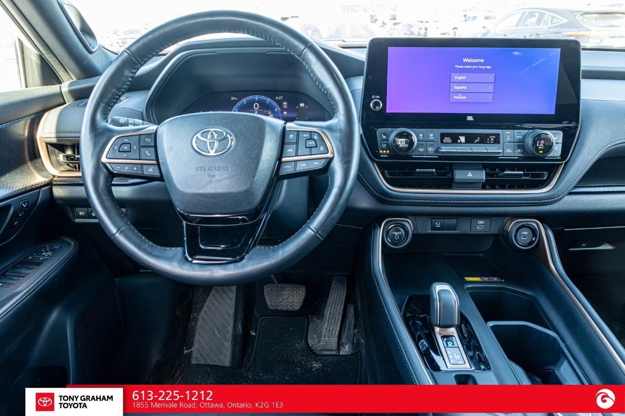 2024 Toyota Grand Highlander Hybrid Platinum Photo