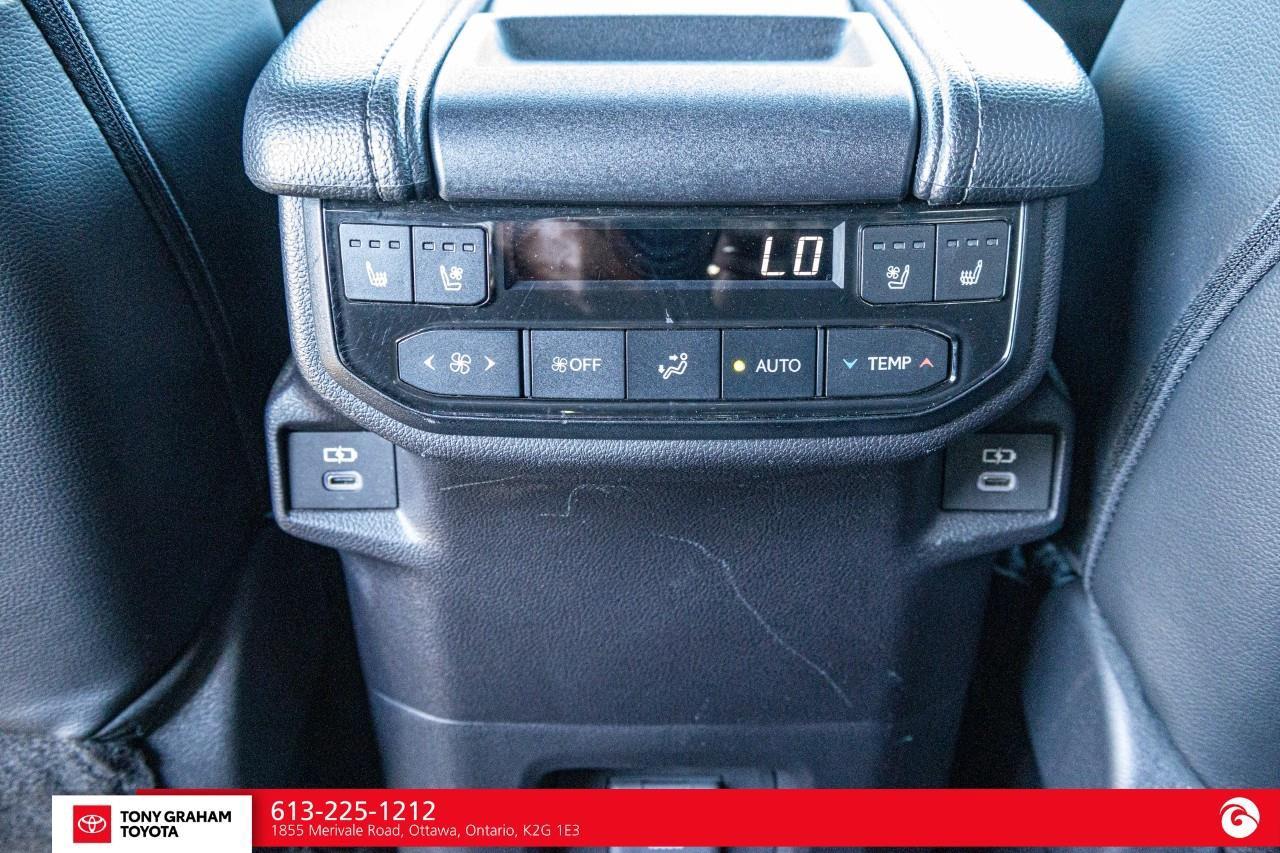 2024 Toyota Grand Highlander Hybrid Platinum Photo