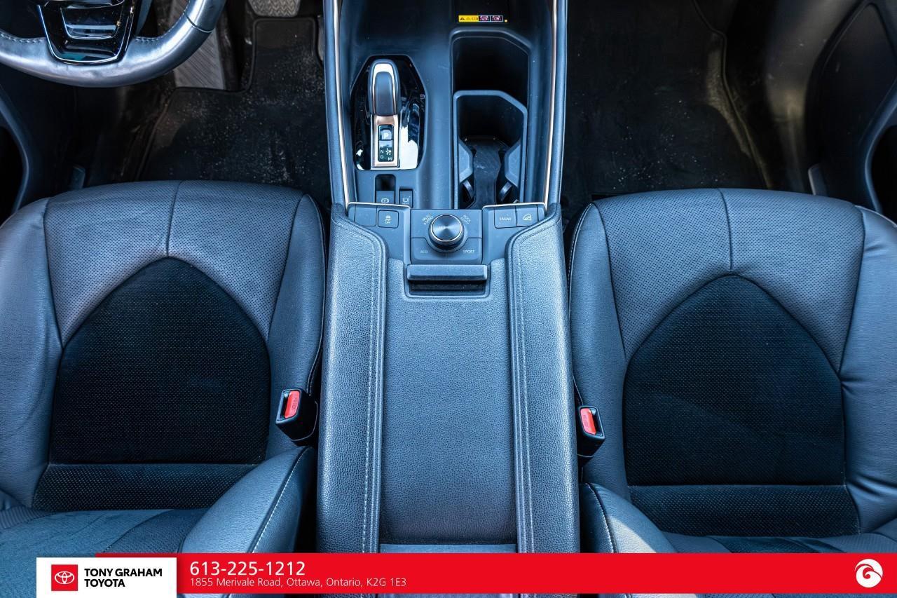 2024 Toyota Grand Highlander Hybrid Platinum Photo