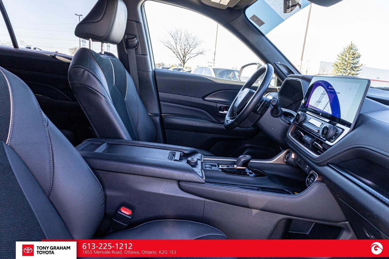 2024 Toyota Grand Highlander Hybrid Platinum Photo