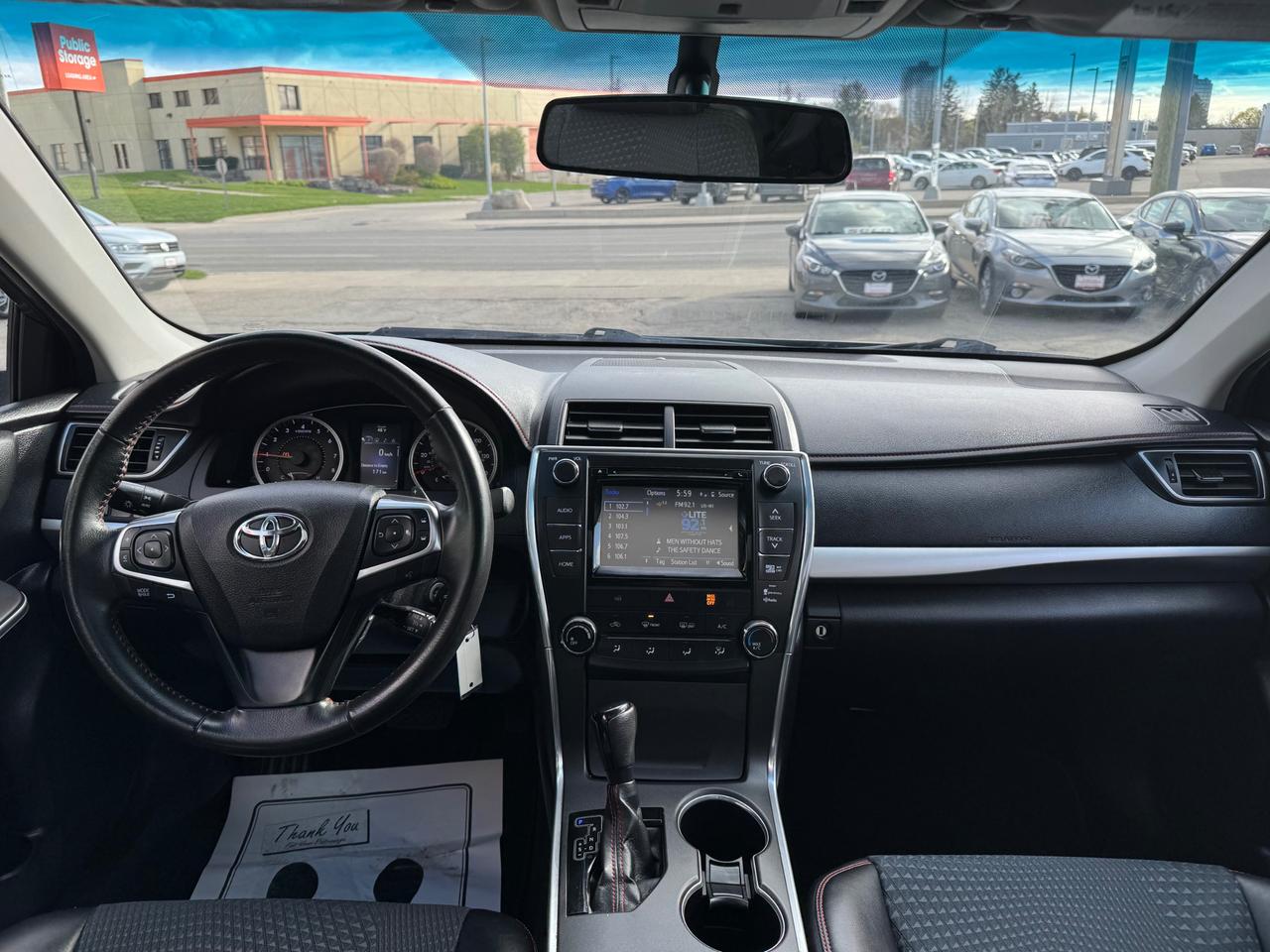 2015 Toyota Camry SE LOW KMS | FLORIDA CAR | EXCELLENT UNDERCARRIAGE Photo