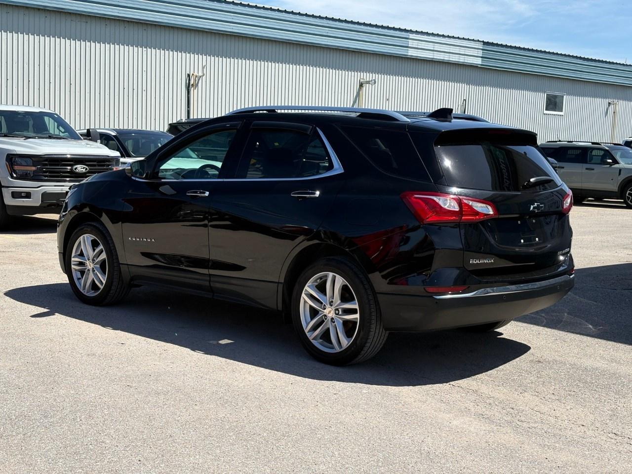 2021 Chevrolet Equinox AWD Premier Photo