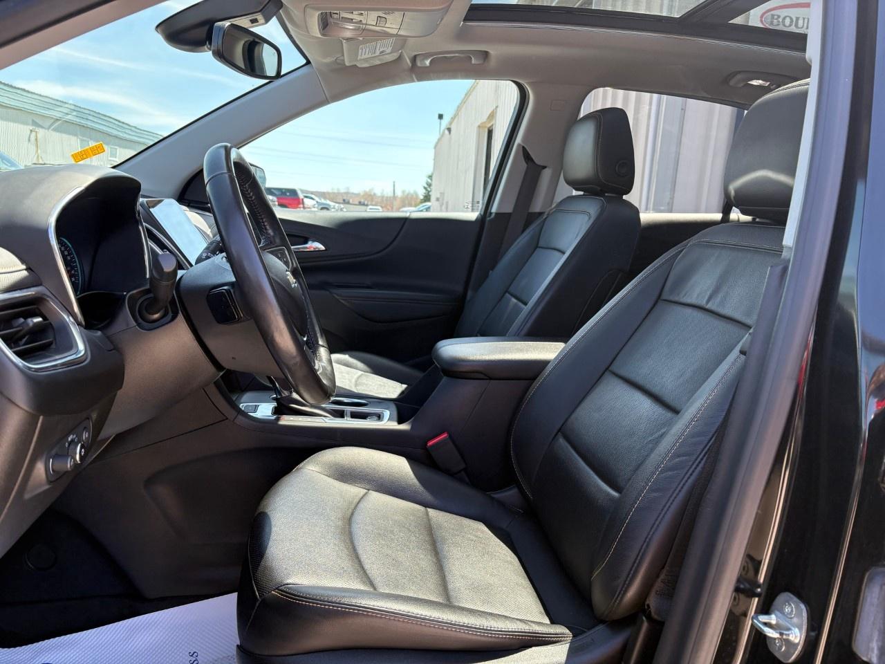 2021 Chevrolet Equinox AWD Premier Photo