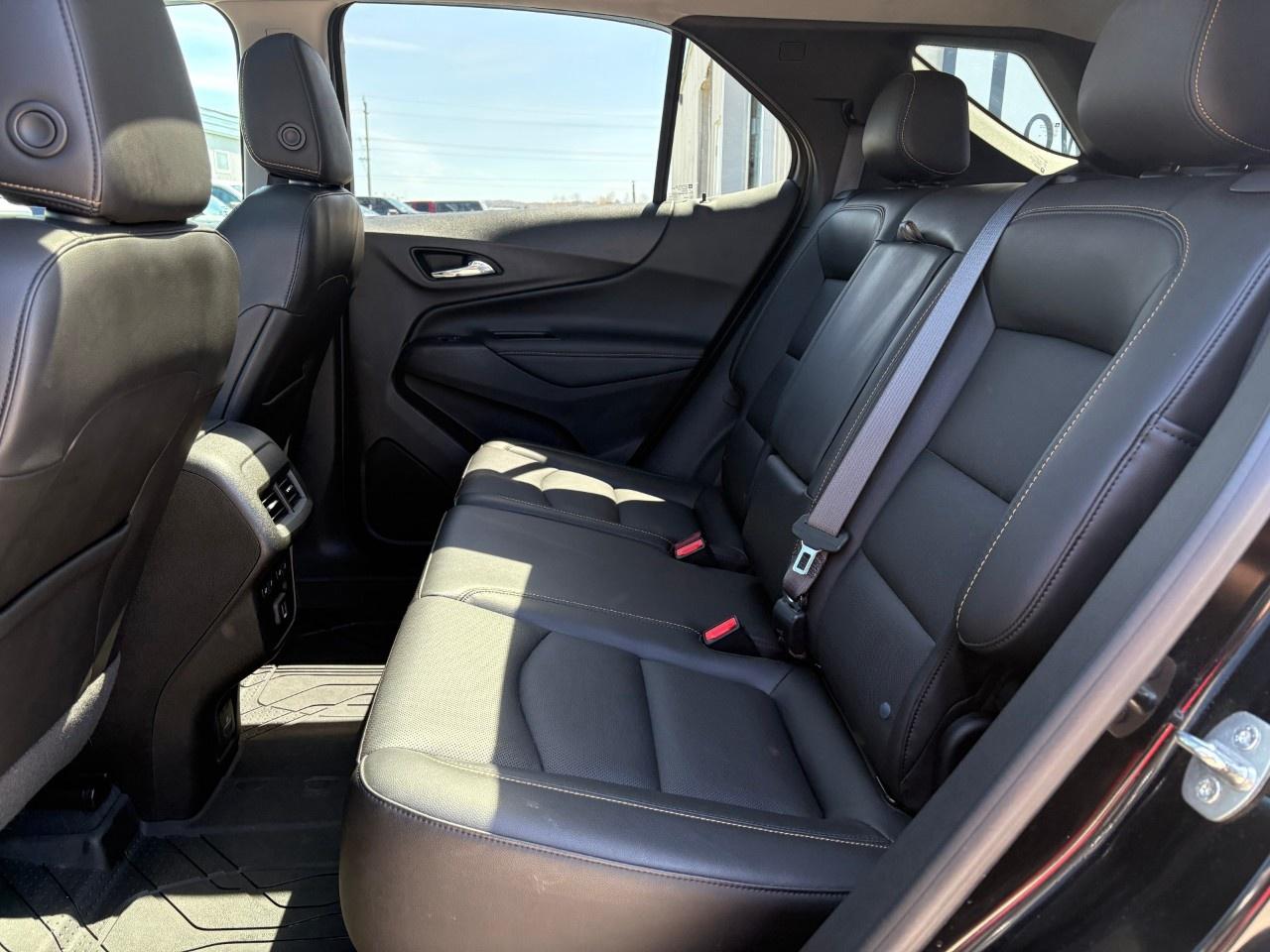 2021 Chevrolet Equinox AWD Premier Photo