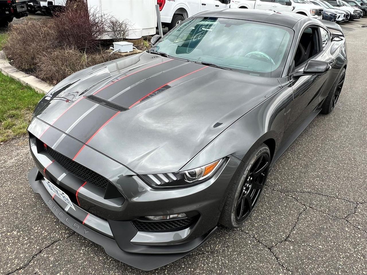 2016 Ford Mustang Shelby GT350 Photo2