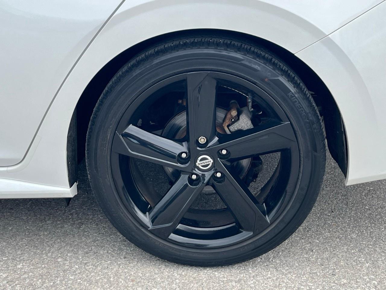 2021 Nissan Sentra SR Manual Photo