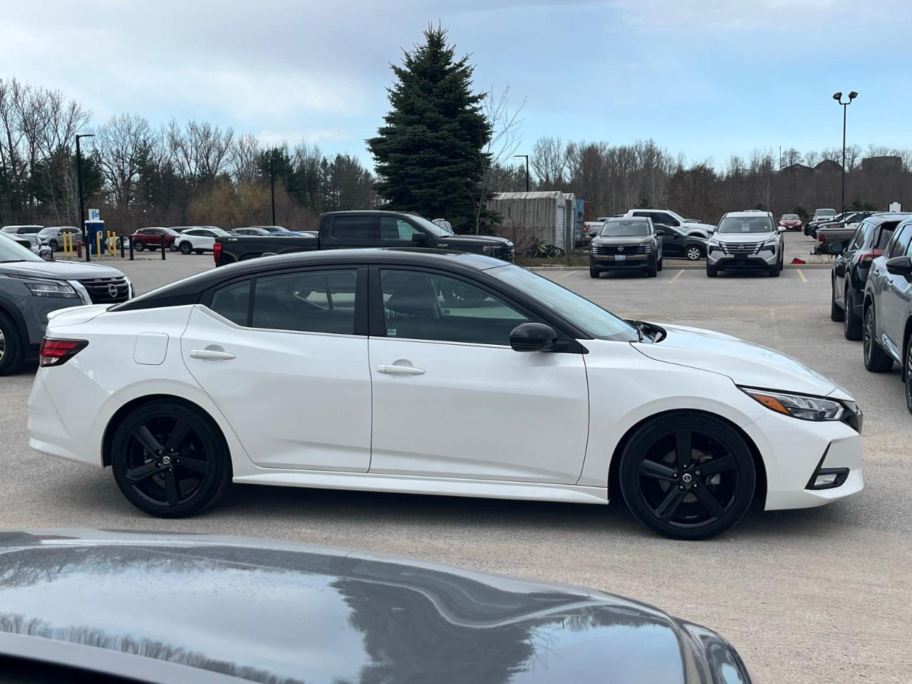 2021 Nissan Sentra SR Manual Photo