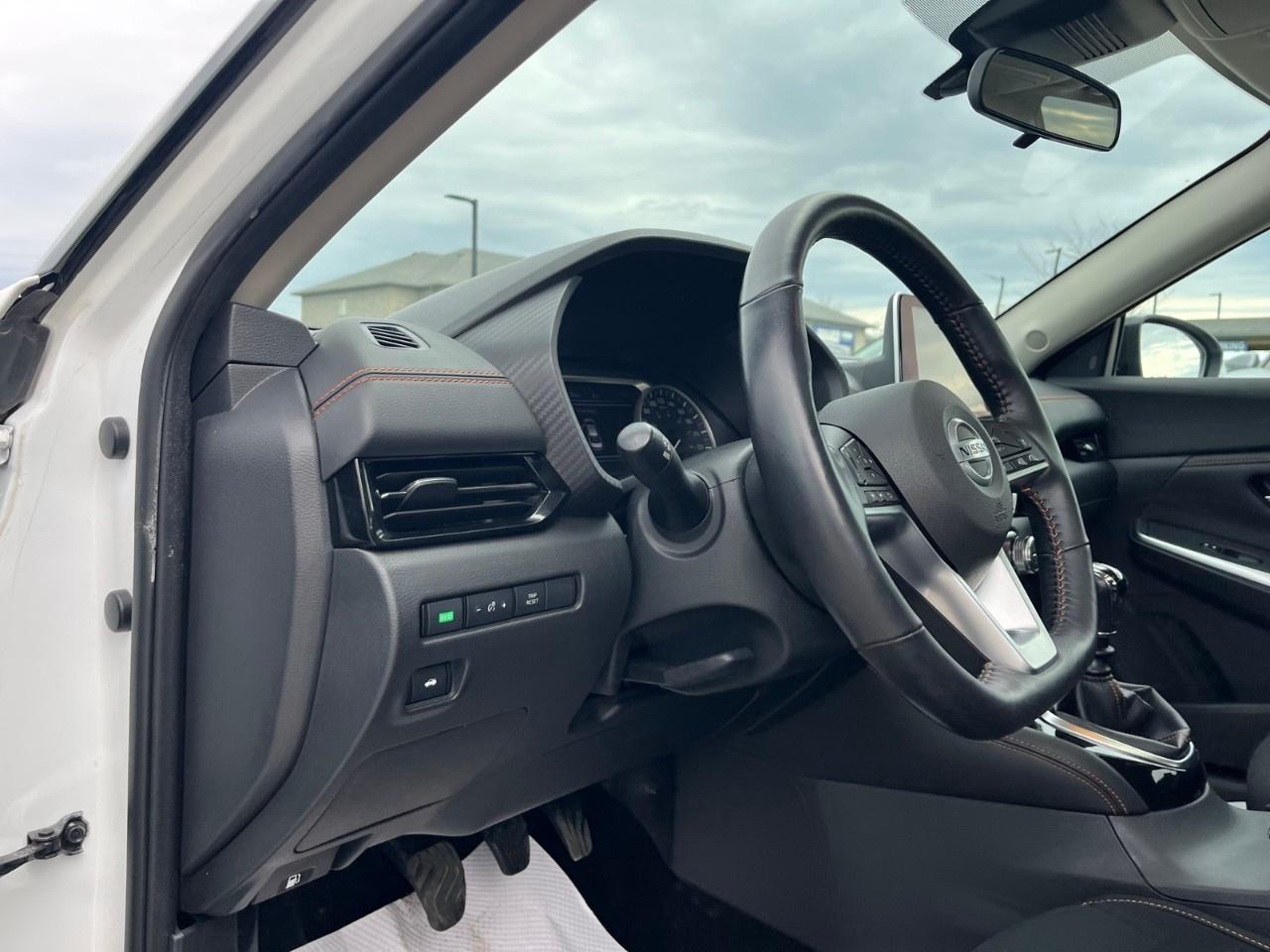 2021 Nissan Sentra SR Manual Photo