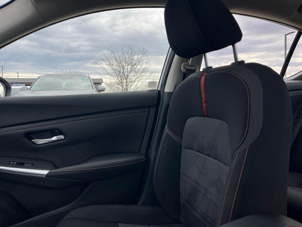 2021 Nissan Sentra SR Manual Photo