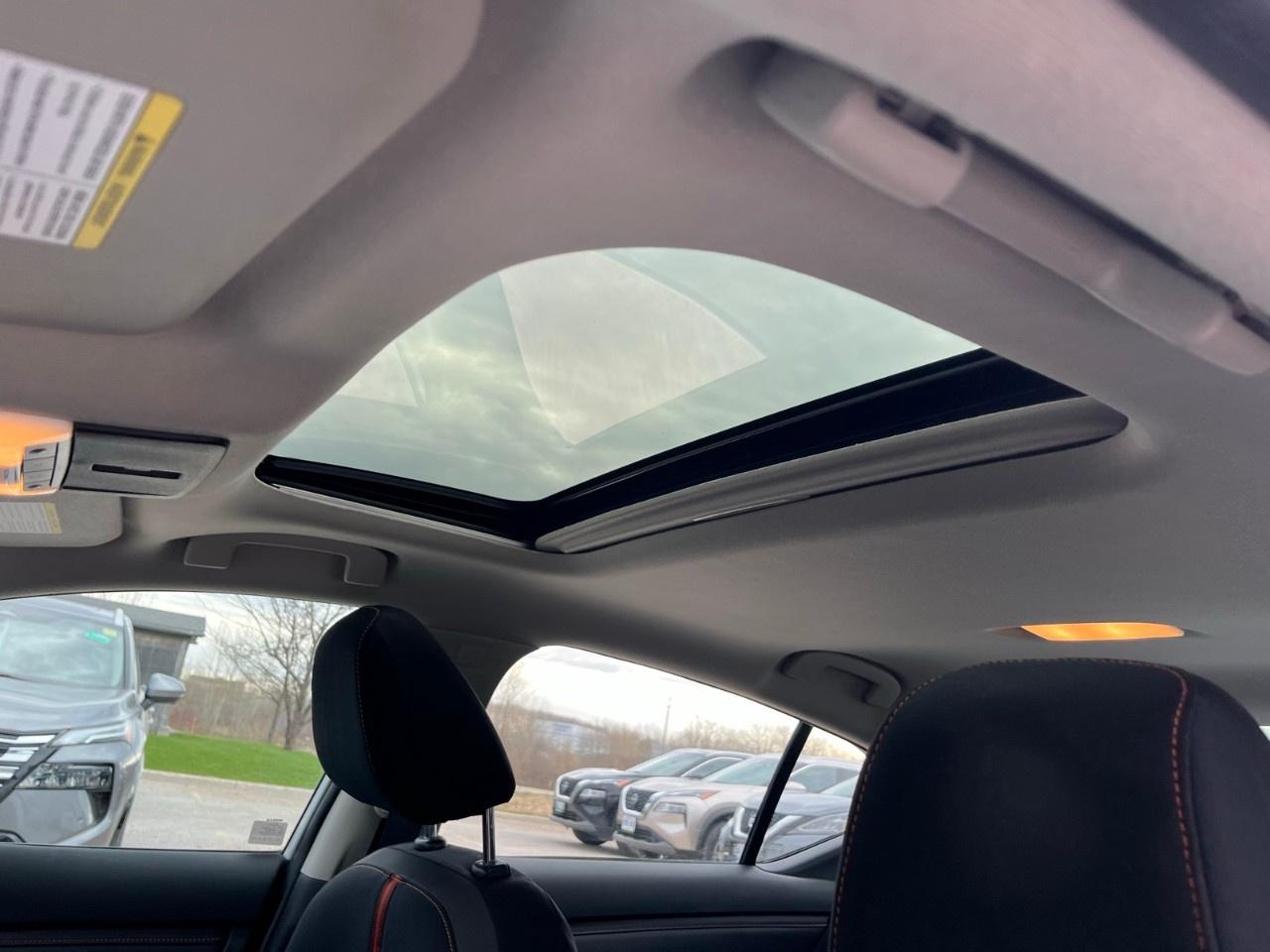 2021 Nissan Sentra SR Manual Photo