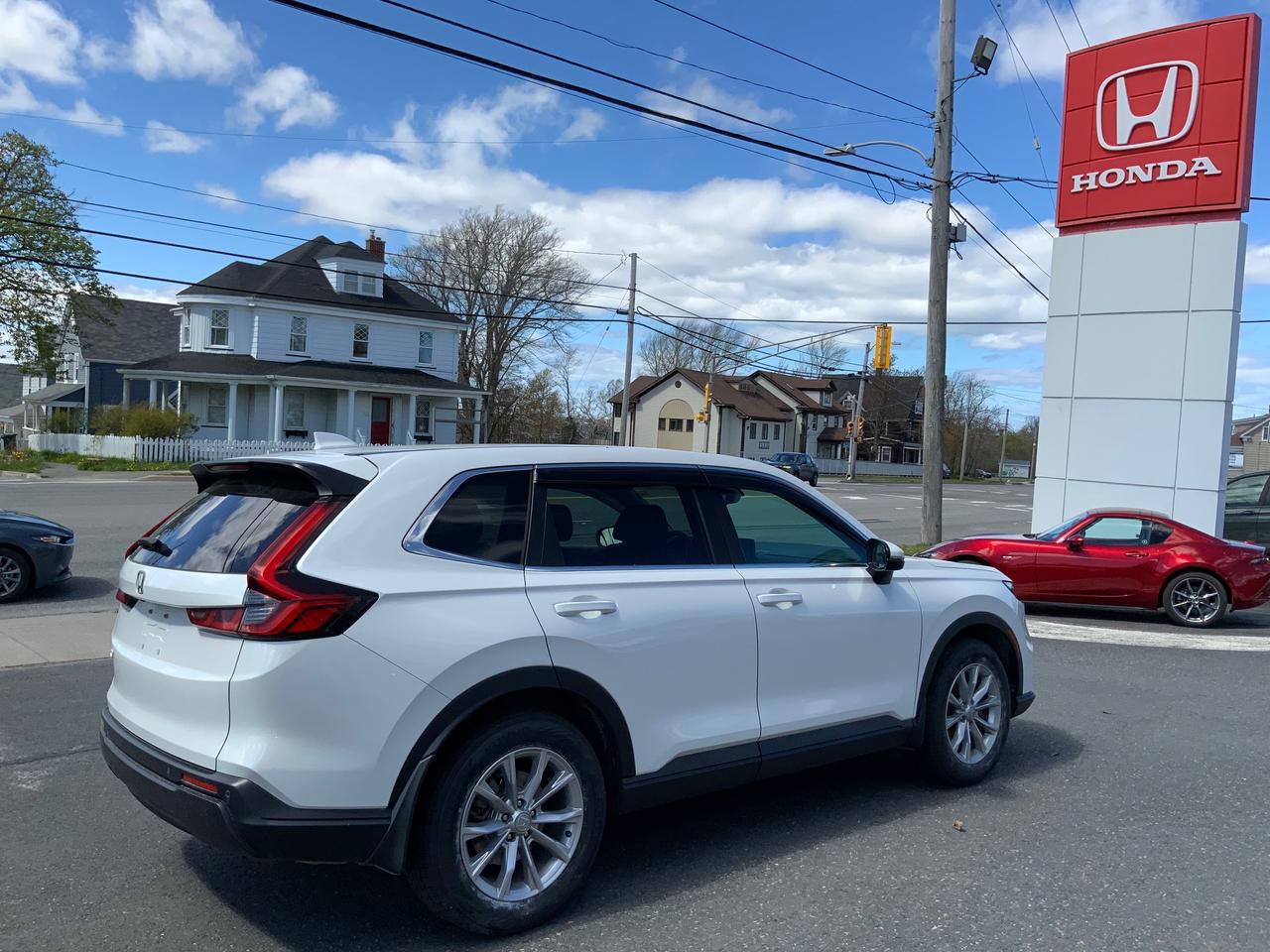 2023 Honda CR-V EX-L Photo