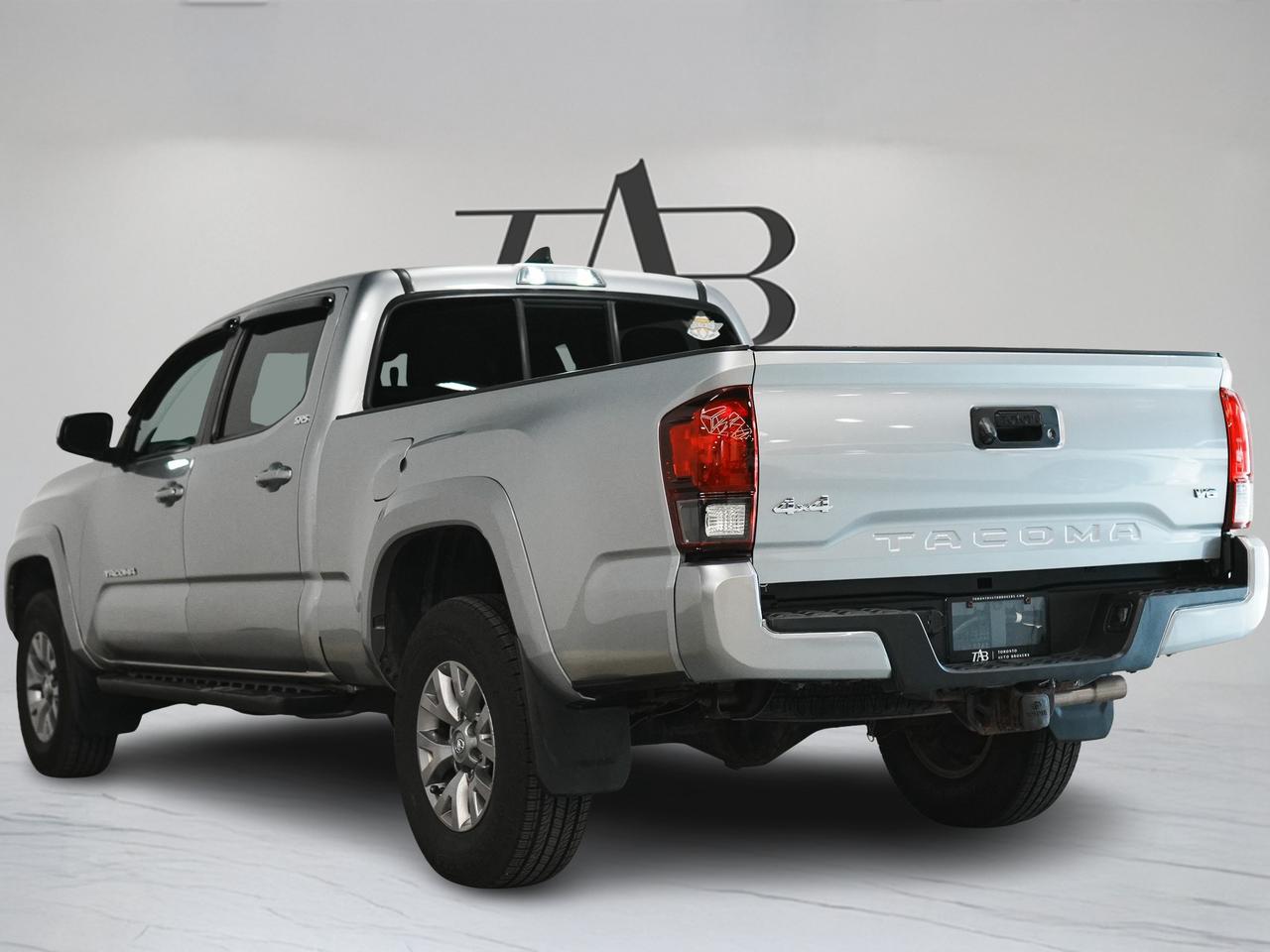 2018 Toyota Tacoma DOUBLE CAB | SR5 | BLUETOOTH Photo4