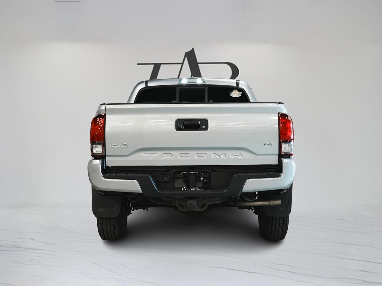 2018 Toyota Tacoma DOUBLE CAB | SR5 | BLUETOOTH Photo