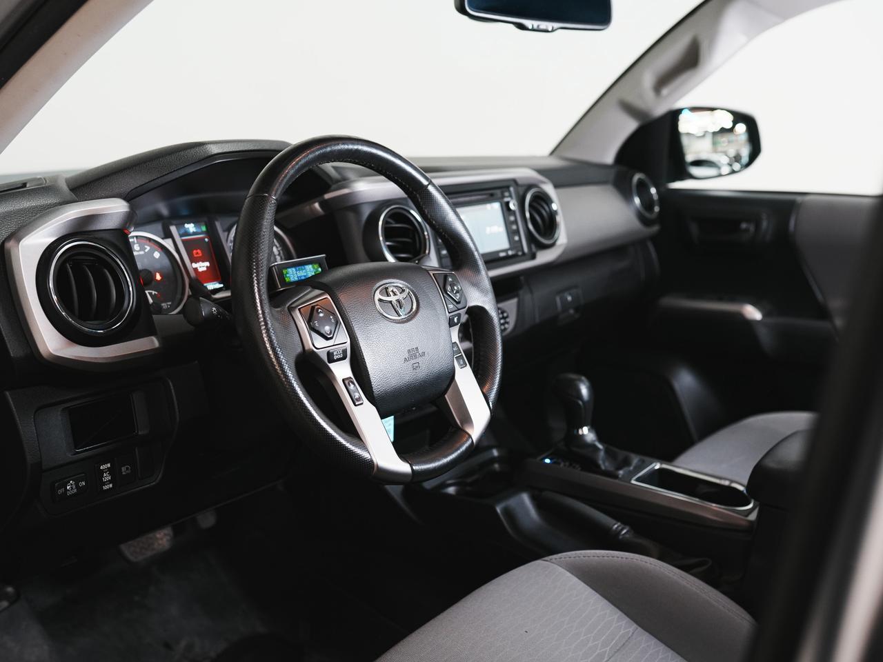 2018 Toyota Tacoma DOUBLE CAB | SR5 | BLUETOOTH Photo