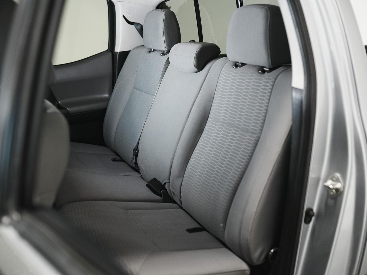 2018 Toyota Tacoma DOUBLE CAB | SR5 | BLUETOOTH Photo