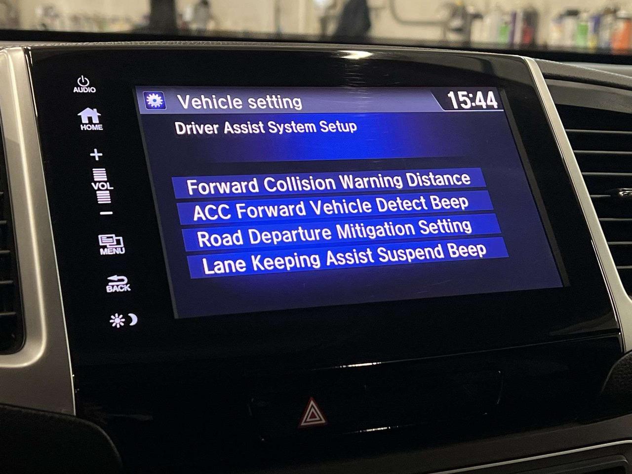 2017 Honda Pilot EX-L NAVI AWD | 8-PASS| LEATHER |SUNROOF | CARPLAY Photo