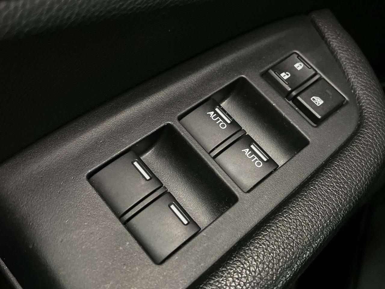 2017 Honda Pilot EX-L NAVI AWD | 8-PASS| LEATHER |SUNROOF | CARPLAY Photo