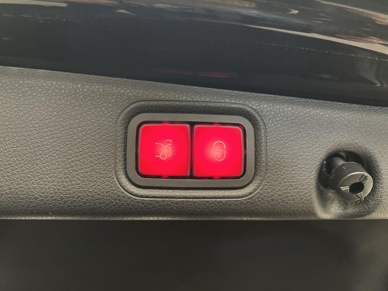 13963080