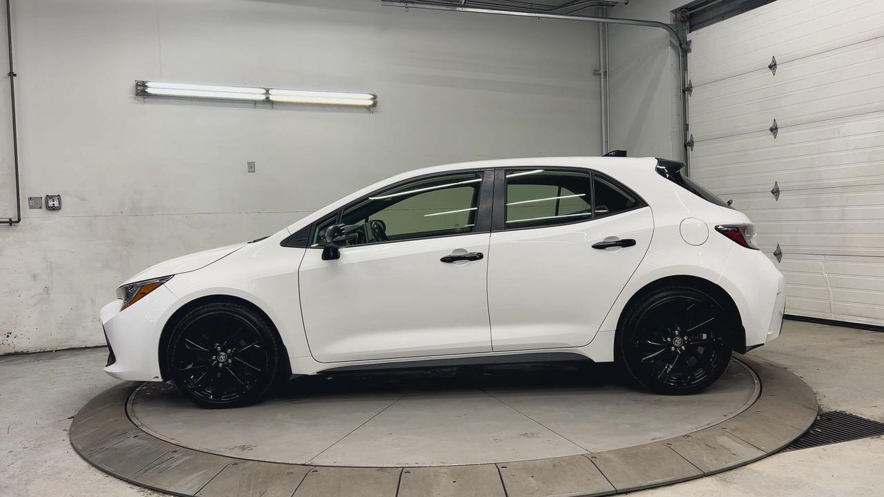 2021 Toyota Corolla SE NIGHTSHADE | HATCH | HTD SEATS | CARPLAY | Photo