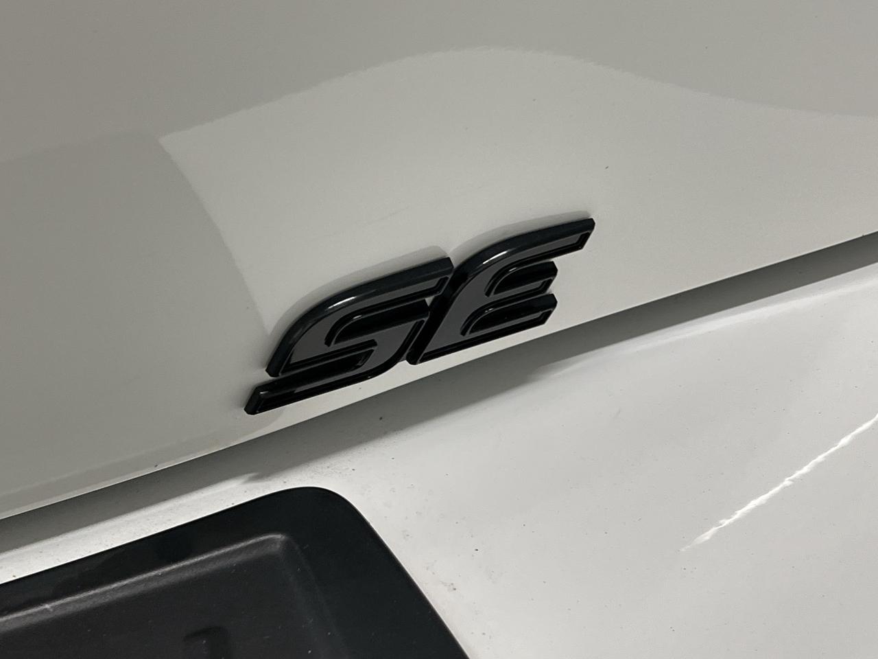 2021 Toyota Corolla SE NIGHTSHADE | HATCH | HTD SEATS | CARPLAY | Photo