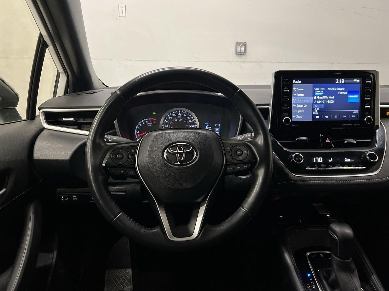 2021 Toyota Corolla SE NIGHTSHADE | HATCH | HTD SEATS | CARPLAY | Photo