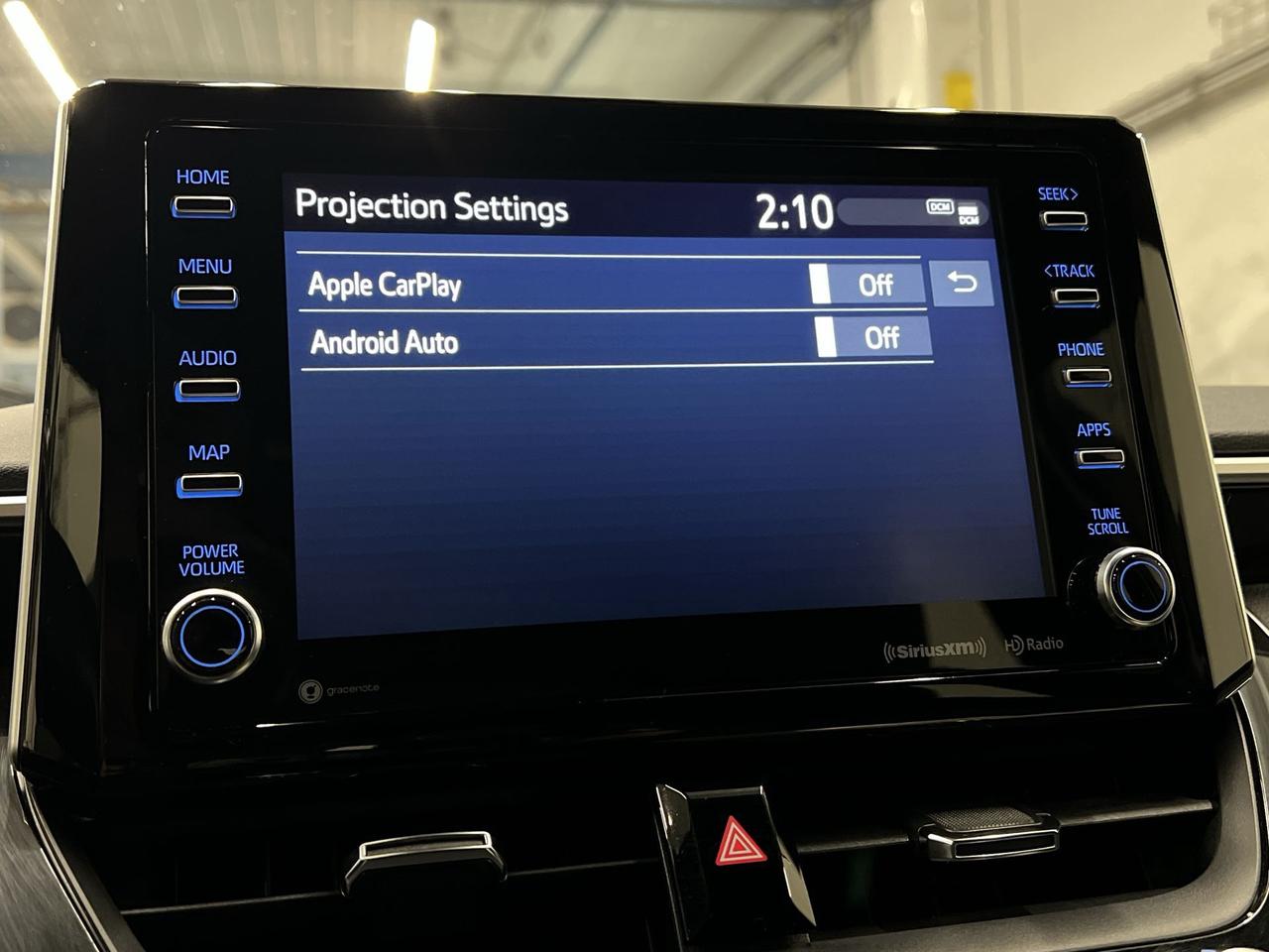 2021 Toyota Corolla SE NIGHTSHADE | HATCH | HTD SEATS | CARPLAY | Photo