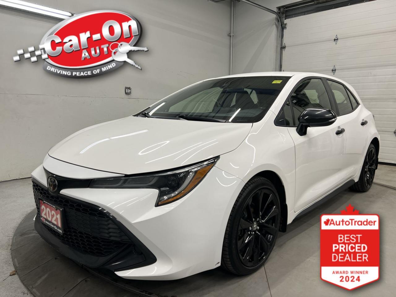 2021 Toyota Corolla SE NIGHTSHADE | HATCH | HTD SEATS | CARPLAY | Photo
