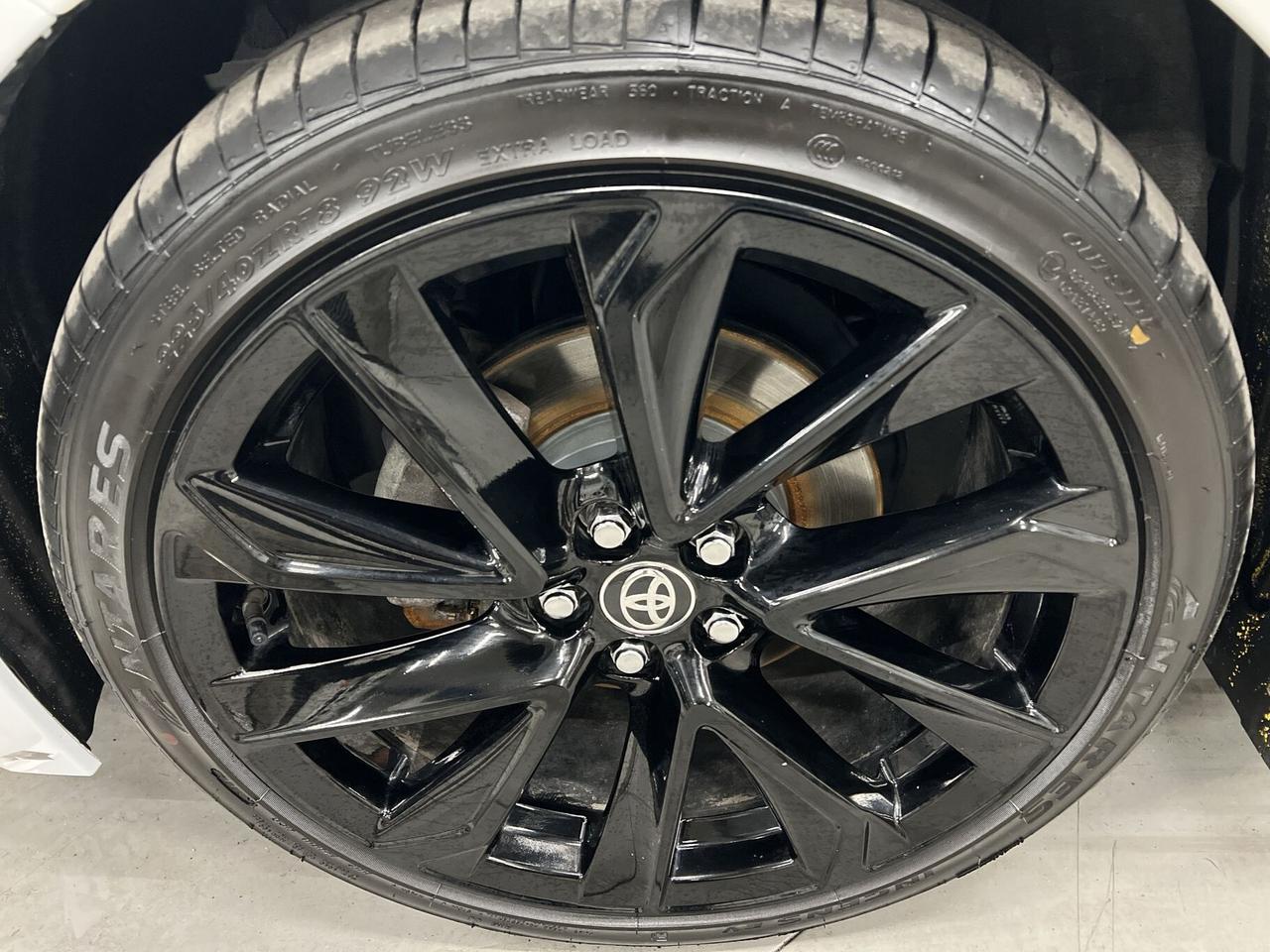 2021 Toyota Corolla SE NIGHTSHADE | HATCH | HTD SEATS | CARPLAY | Photo