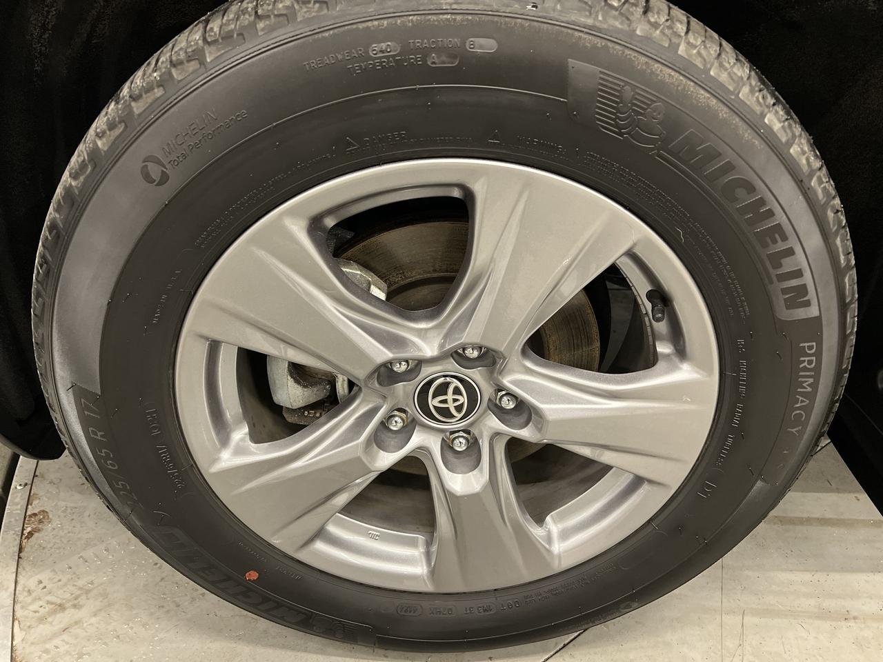2025 Toyota RAV4 AWD | HTD SEATS | CARPLAY | ALLOYS | A/C Photo