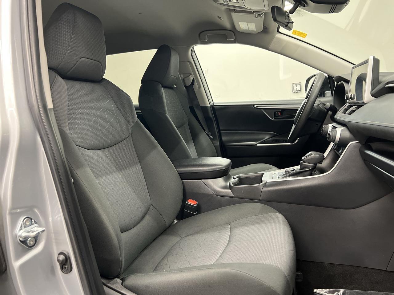 2025 Toyota RAV4 AWD | HTD SEATS | CARPLAY | ALLOYS | A/C Photo