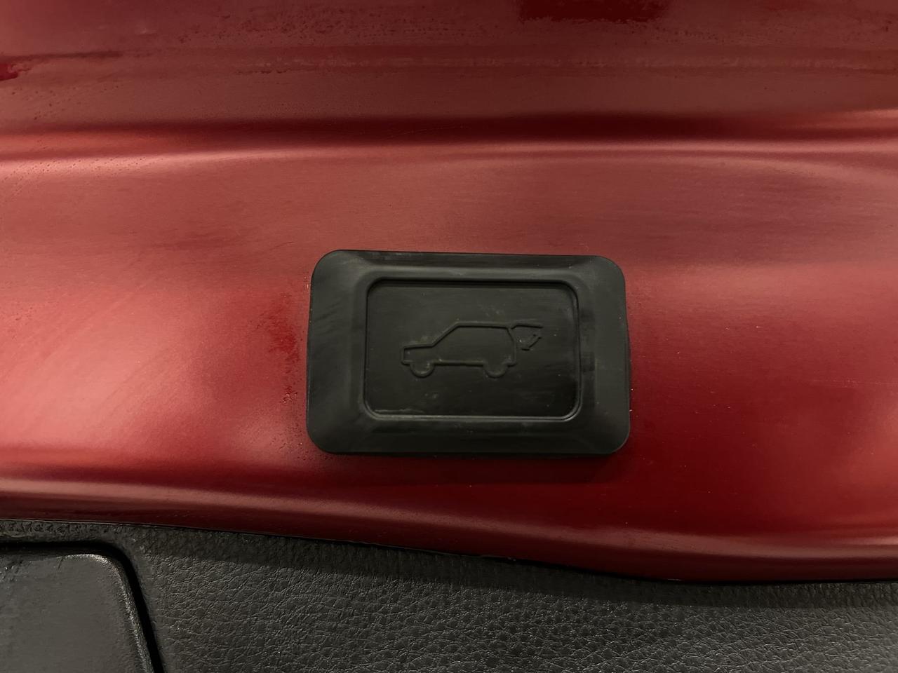2023 Toyota RAV4 XLE PREMIUM AWD | HTD LEATHER | SUNROOF | CARPLAY Photo