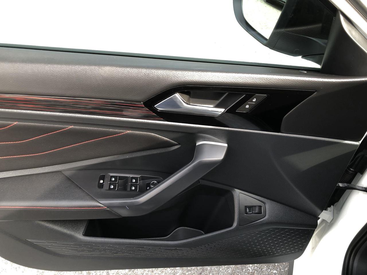 2024 Volkswagen Jetta GLI 40th Anniversary Edition 40th ANNIVERSARY EDITION, Photo