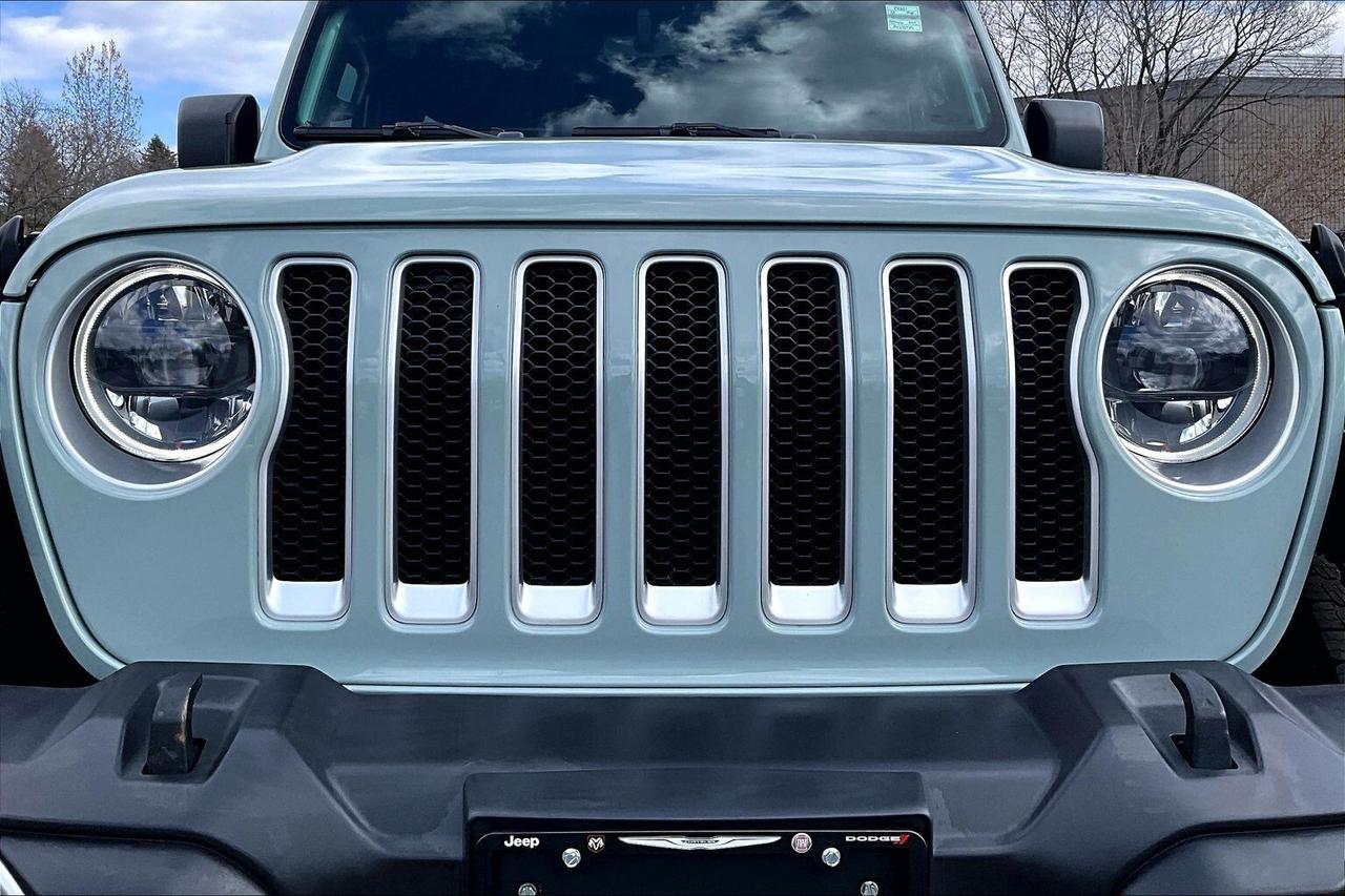 2023 Jeep Wrangler Sahara V6 |SkyTop |McKinley Leather |Tow Pkg |4X4 Photo