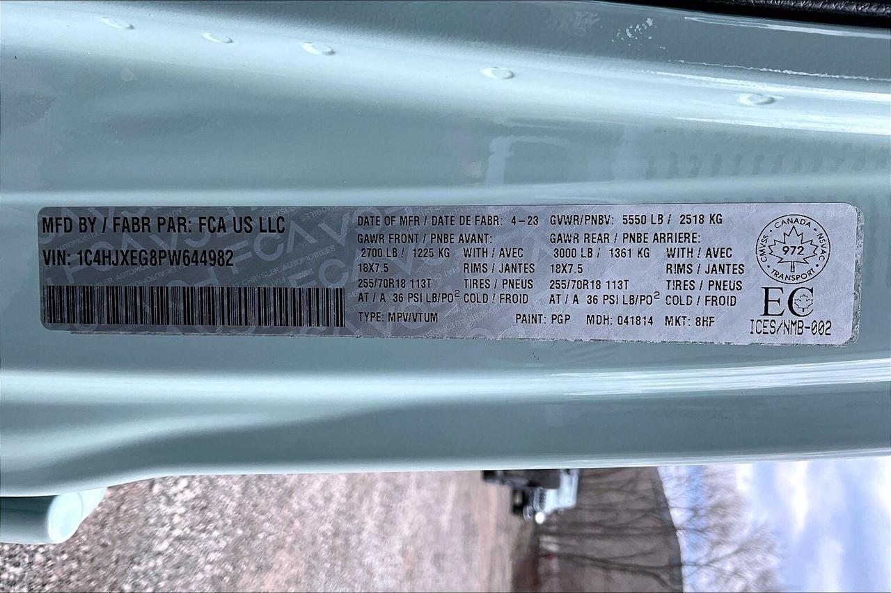 2023 Jeep Wrangler Sahara V6 |SkyTop |McKinley Leather |Tow Pkg |4X4 Photo