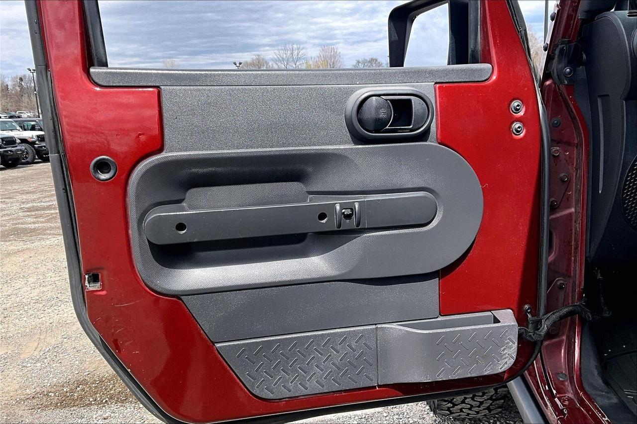 2010 Jeep Wrangler Unlimited Rubicon 4Dr | AS IS | 4X4 Photo