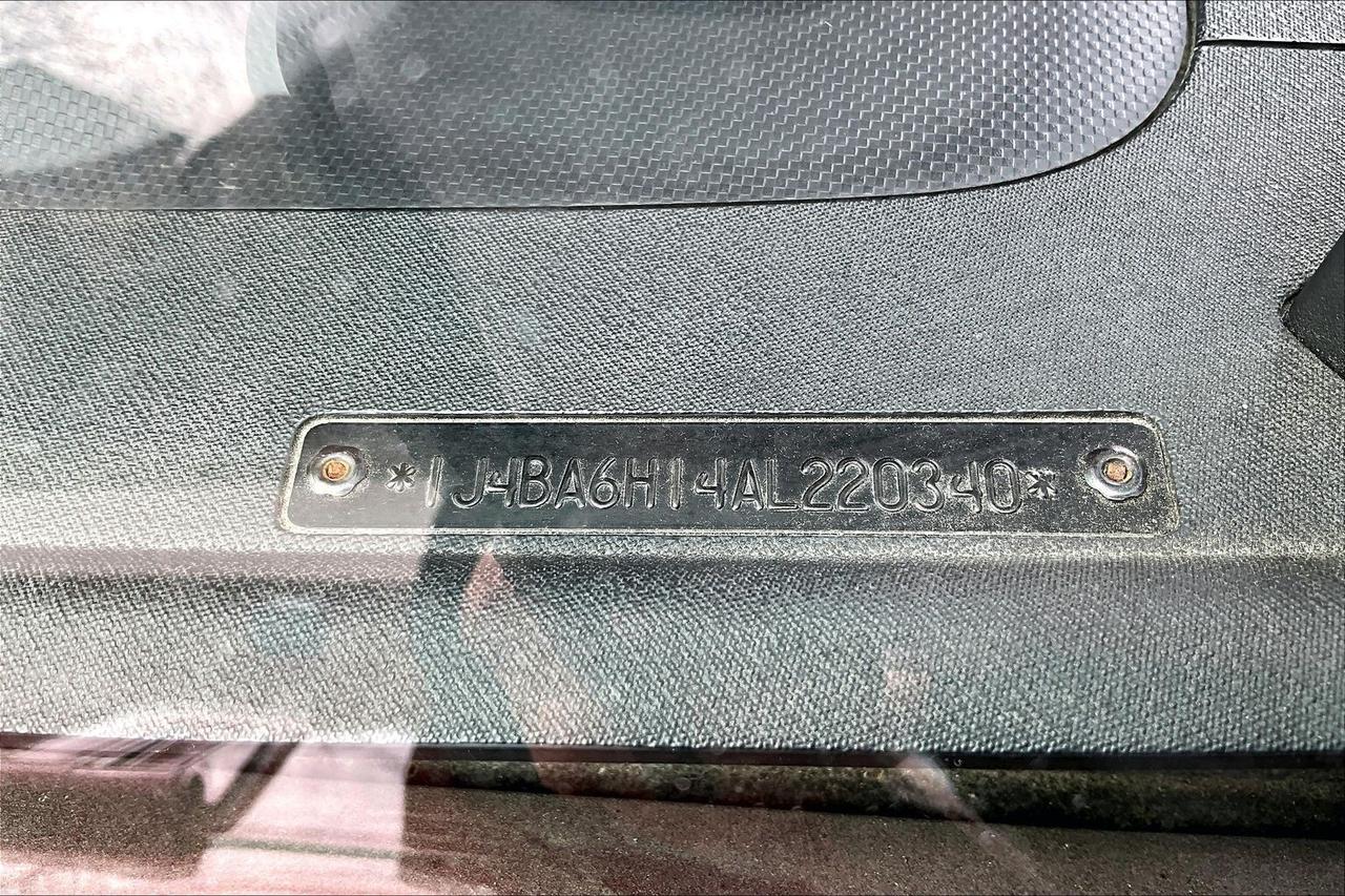 2010 Jeep Wrangler Unlimited Rubicon 4Dr | AS IS | 4X4 Photo