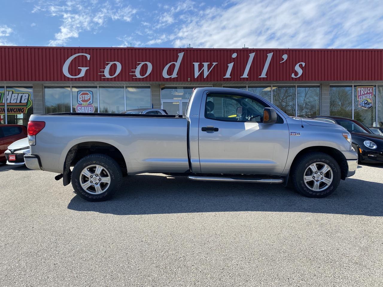 2009 Toyota Tundra DLX, CLEAN CARFAX, 2WD!