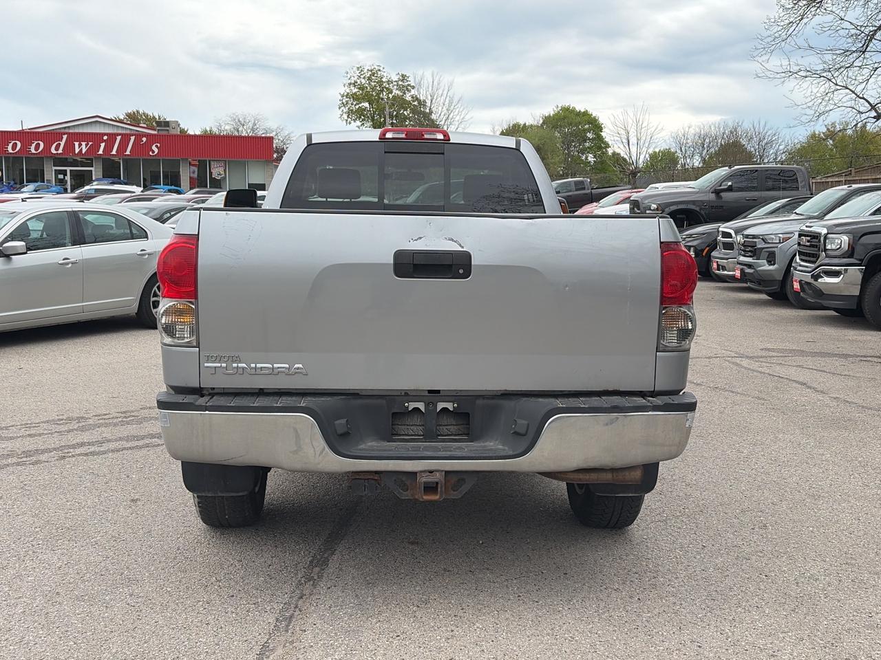 2009 Toyota Tundra DLX, CLEAN CARFAX, 2WD! Photo