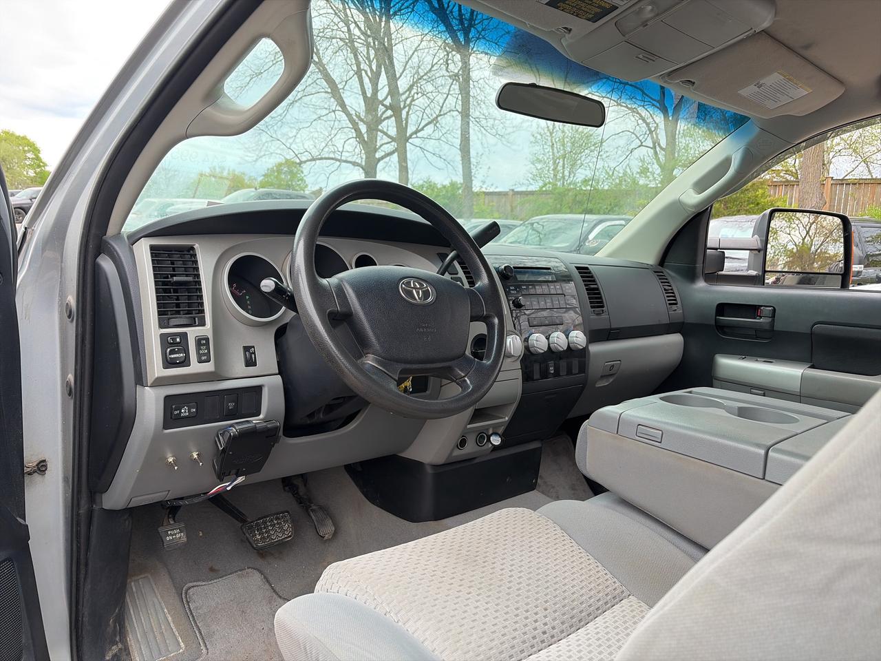 2009 Toyota Tundra DLX, CLEAN CARFAX, 2WD! Photo