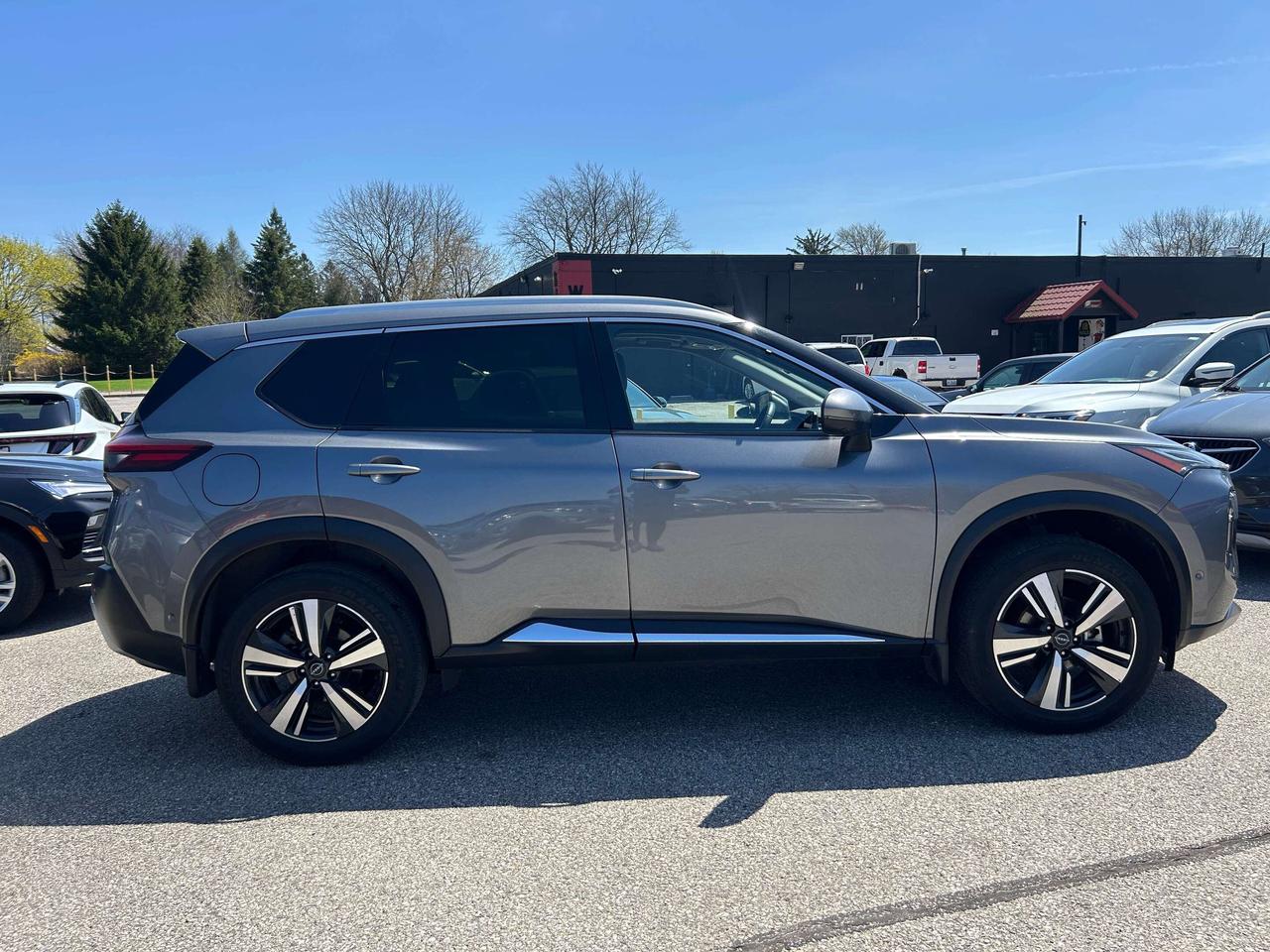 2023 Nissan Rogue PLATINUM, CLEAN CARFAX, SUNROOF, REMOTE START! - Photo #7