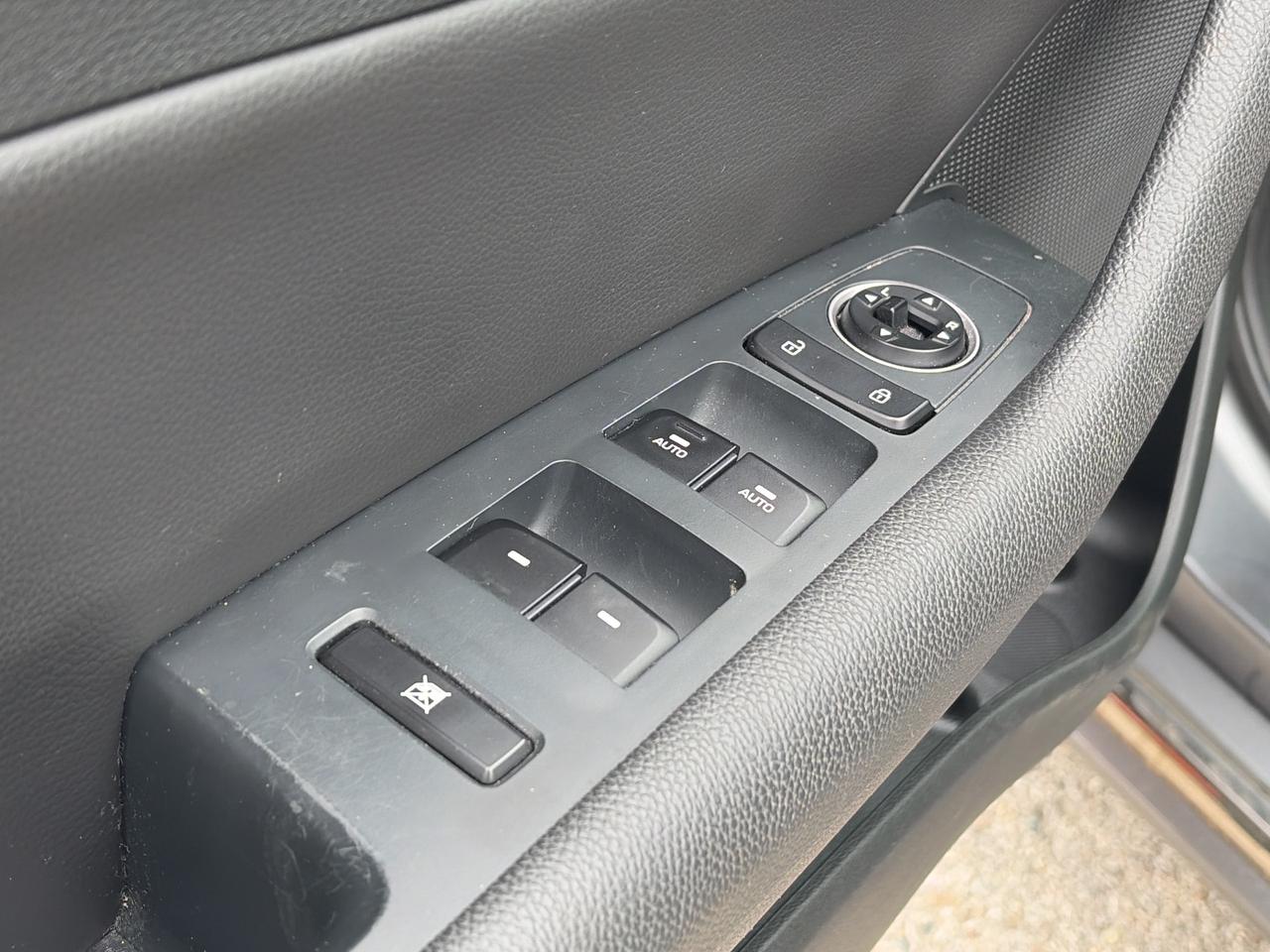 2018 Hyundai Sonata SPORT, CLEAN CARFAX, HEATED LEATHER, BACK UP CAM! - Photo #16