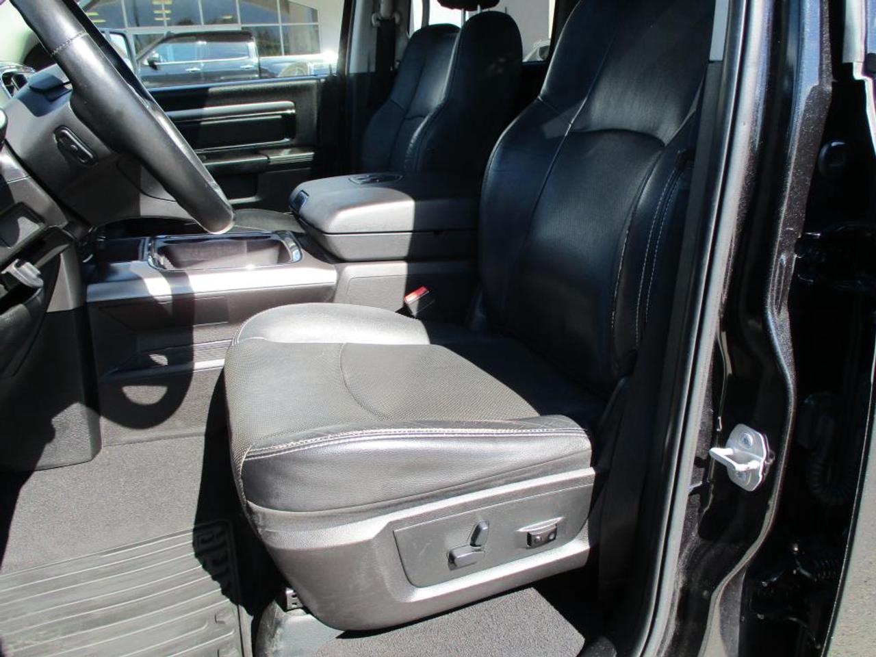2015 RAM 1500 SPORT QUAD CAB 4WD - Photo #10