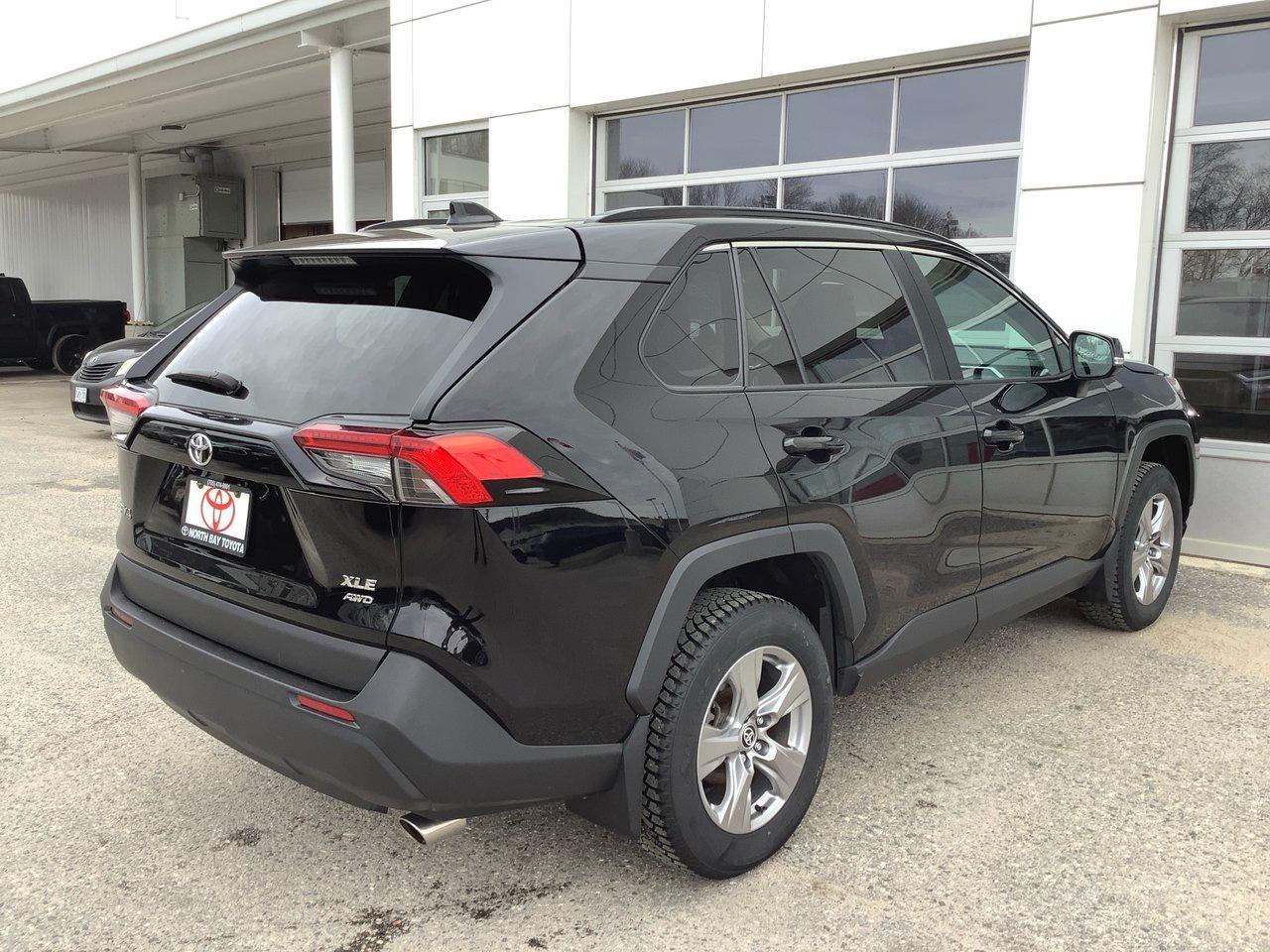 2023 Toyota RAV4 XLE Photo
