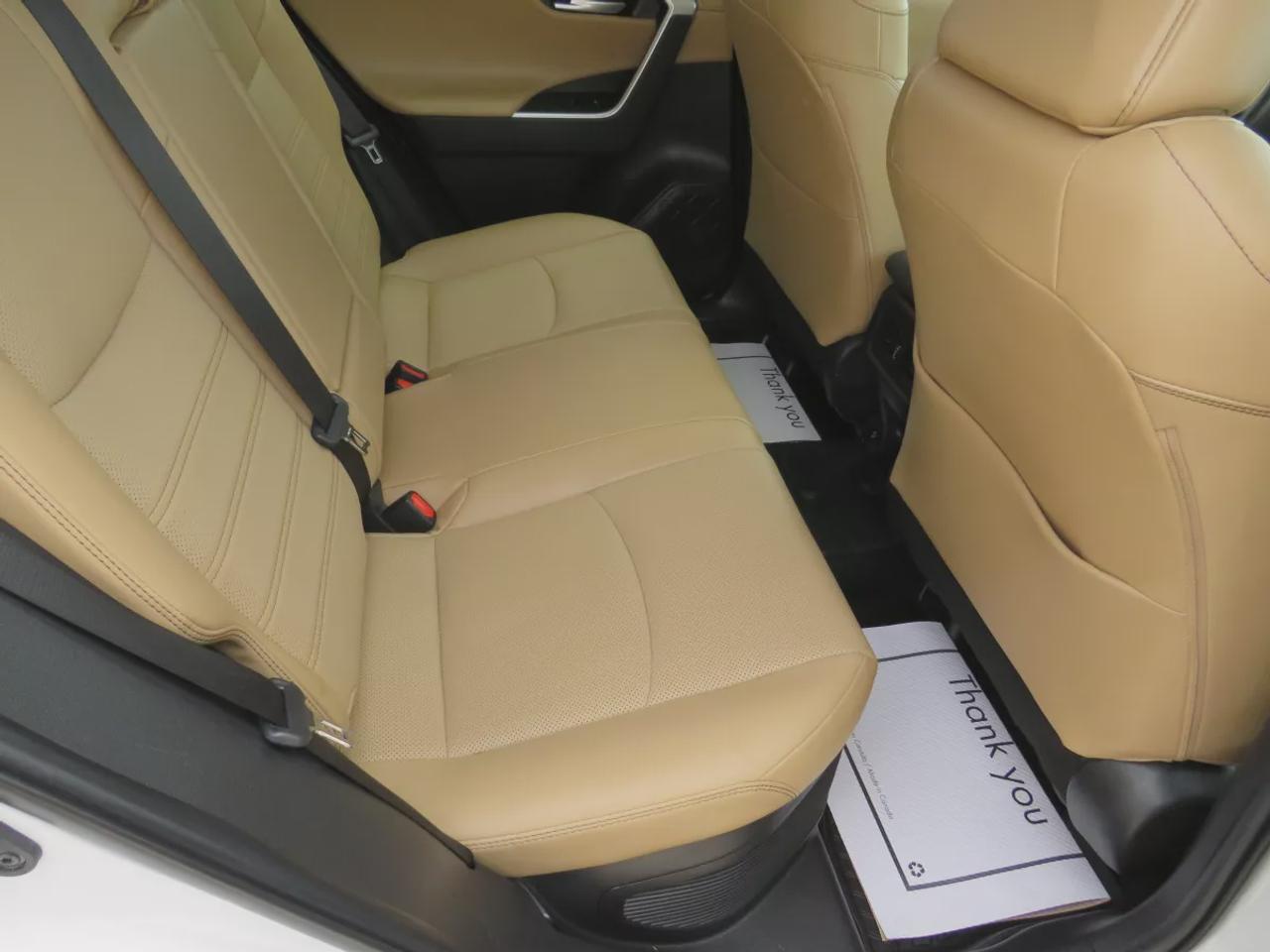 2022 Toyota RAV4 Hybrid Limited | Low KM | AWD | Leather | Navigation | Sunroof | Heated Front + Rear Seats | 360 Reverse Camera| Photo