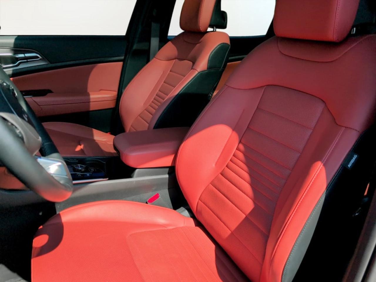 2025 Kia Sportage Plug-In Hybrid SX  **CLEAN CARFAX** Photo