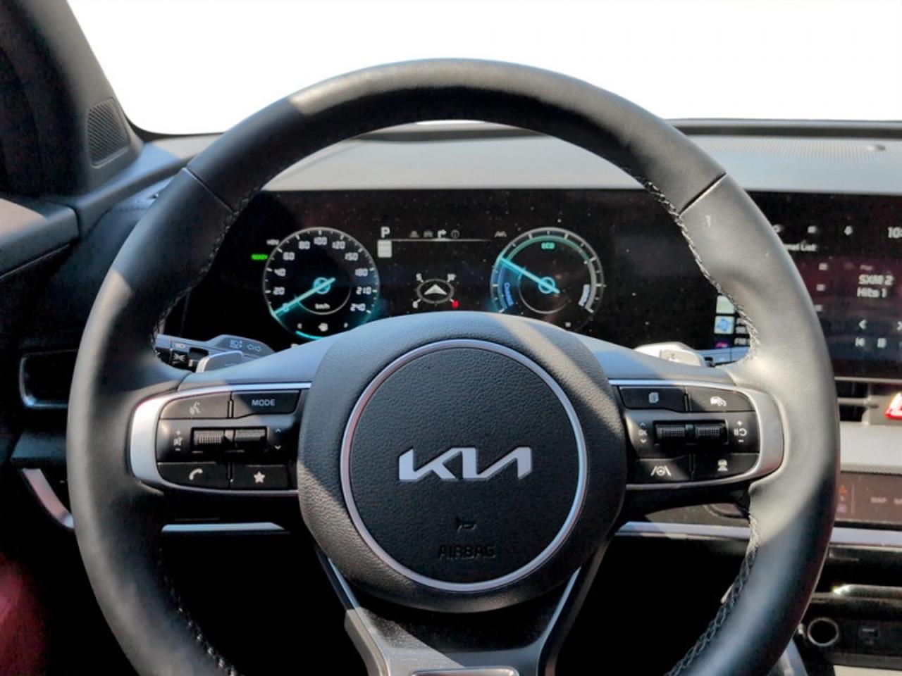 2025 Kia Sportage Plug-In Hybrid SX  **CLEAN CARFAX** Photo