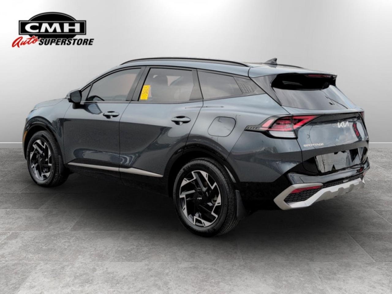 2025 Kia Sportage Plug-In Hybrid SX  **CLEAN CARFAX** Photo